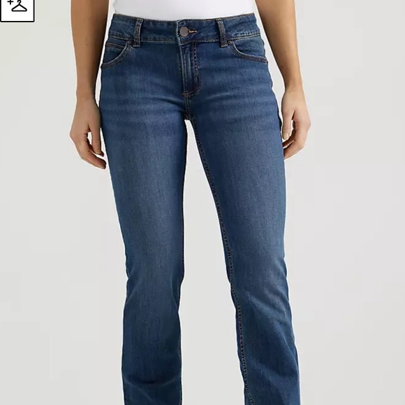 Wrangler Denim - Wrangler Boot Cut Jeans Medium Rinse Regular Inseam - Women’s 8 / 29 Denim
